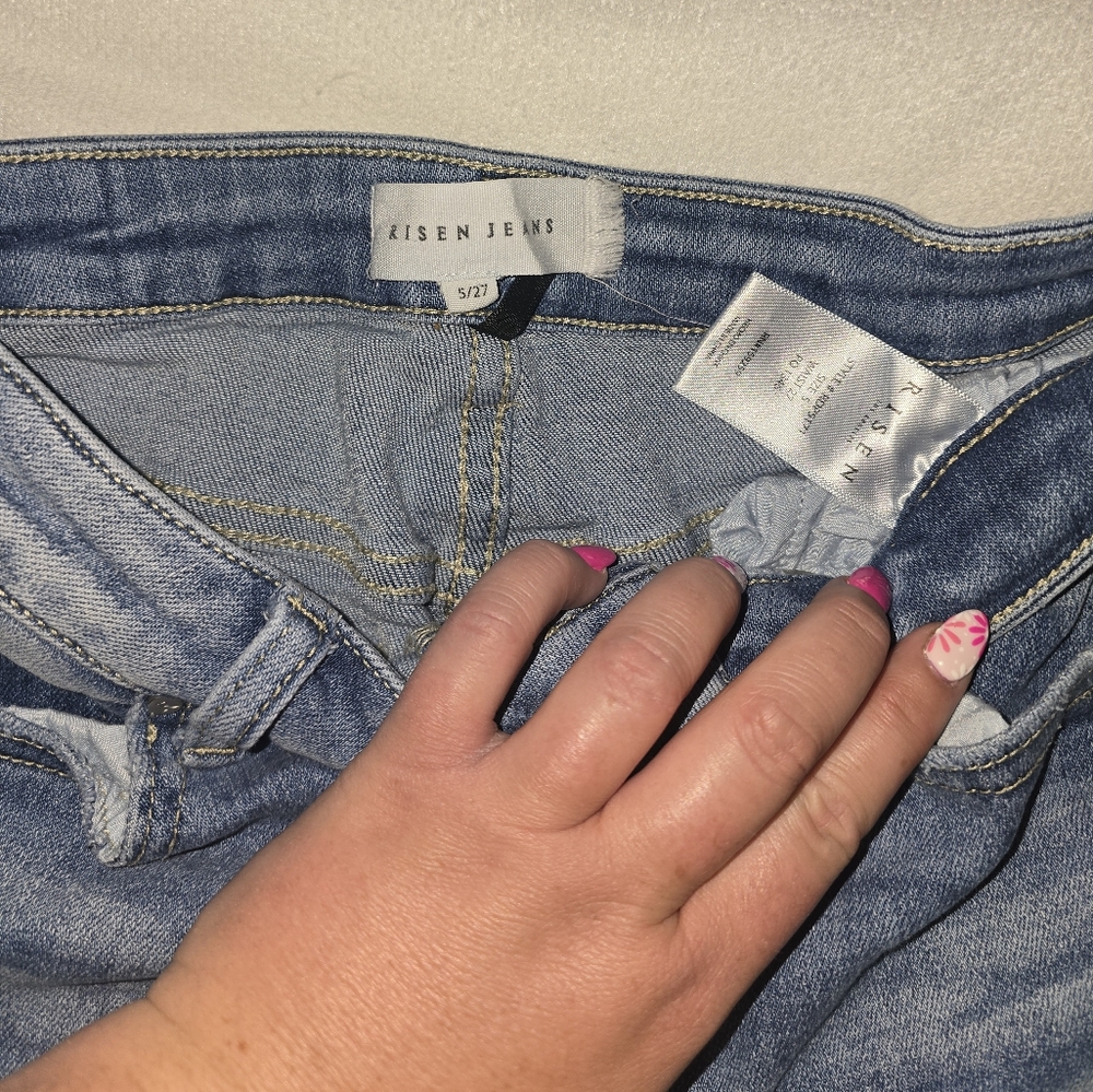 Distressed Risen Capri Blue Jeans - Picture 2 of 2